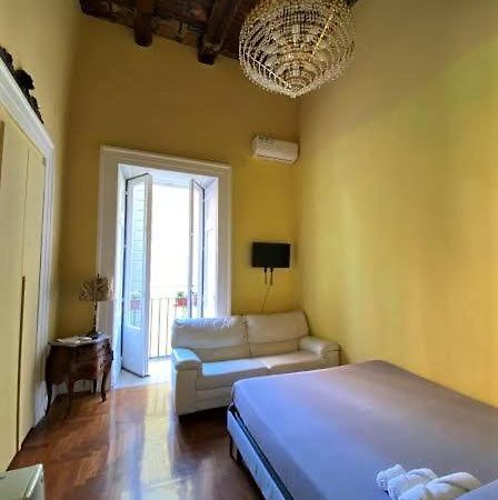 Il Salotto B&B Neapel Exteriör bild