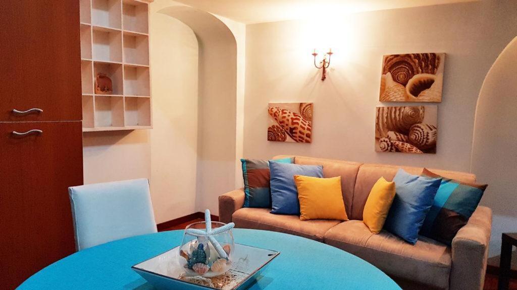 Il Salotto B&B Neapel Exteriör bild